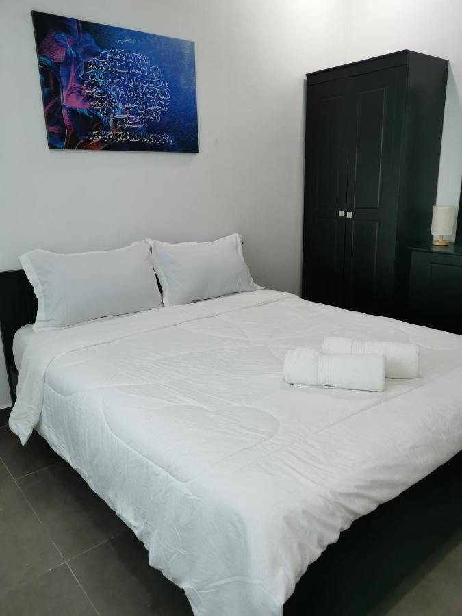 Nk Homestay Desaru Bandar Penawar Экстерьер фото